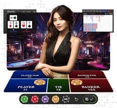 Antarmuka permainan Caribbean Stud Poker di aplikasi selebtoto yang dioptimalkan untuk ponsel